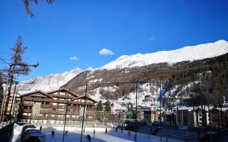 ola-travel-hotel-Zermatt Resort