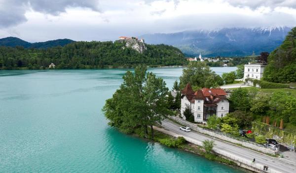 ola-travel-hotel-Hotel Bled