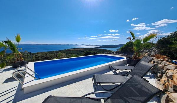 ola-travel-hotel-Hotel Villa Ana