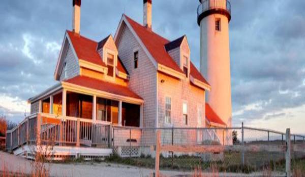 ola-travel-hotel-The Provincetown Inn