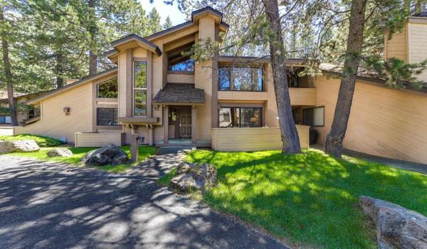 ola-travel-hotel-Sunriver Village