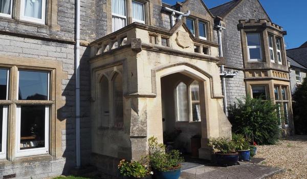 ola-travel-hotel-Meare Manor