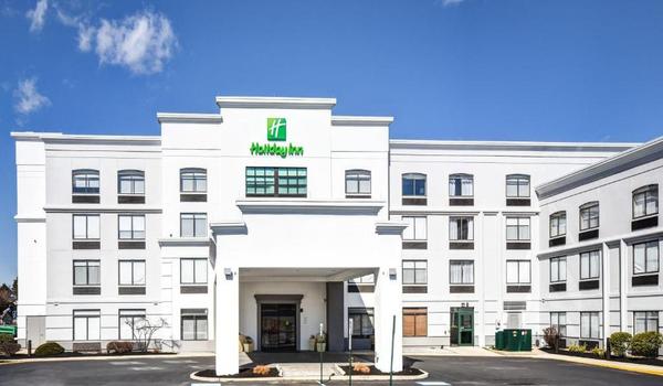 ola-travel-hotel-Wingate by Wyndham Allentown