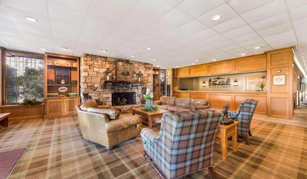 ola-travel-hotel-Best Western Mountain Lodge at Banner Elk