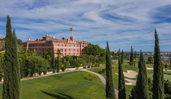 ola-travel-hotel-Hotel Villa Padierna Palace