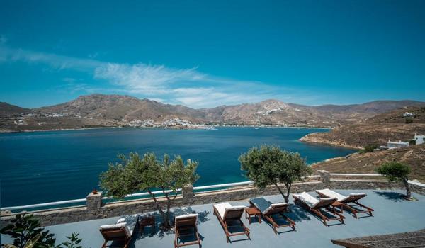 ola-travel-hotel-Vassilios Studios