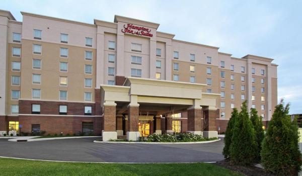 ola-travel-hotel-Hampton Inn & Suites Madison-Worthington