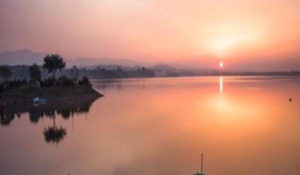 ola-travel-hotel-Lemon Tree Hotel, Chandigarh