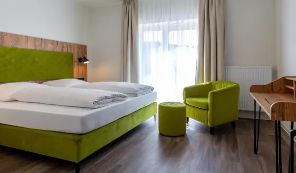 ola-travel-hotel-Hotel Am Stadion