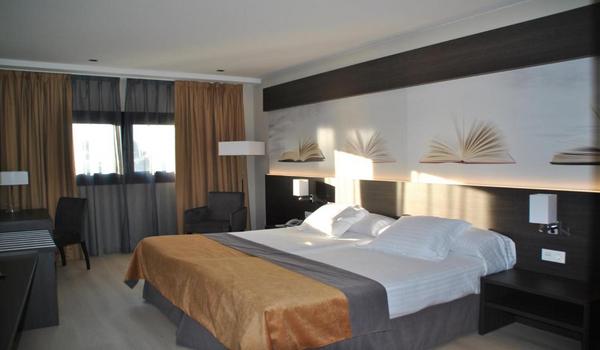 ola-travel-hotel-Brea's Hotel