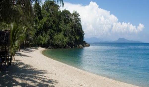 ola-travel-hotel-White Beach Resort