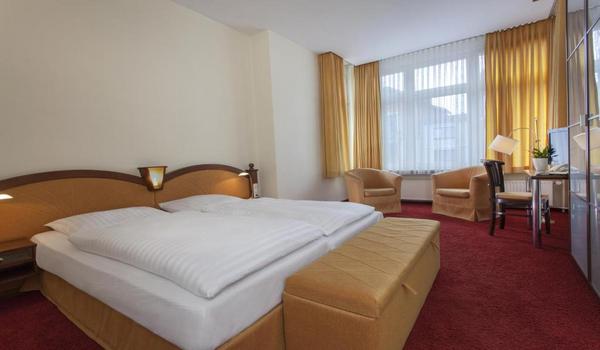ola-travel-hotel-Center Hotel Kaiserhof