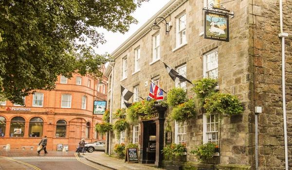 ola-travel-hotel-The White Hart