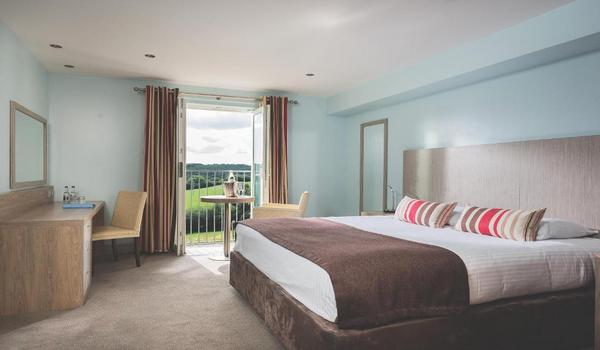 ola-travel-hotel-The County Arms