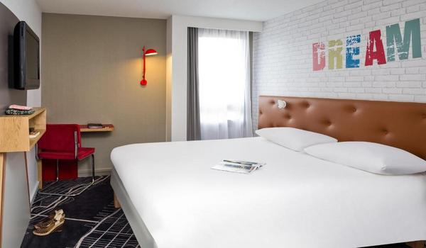ola-travel-hotel-Ibis Styles Chartres
