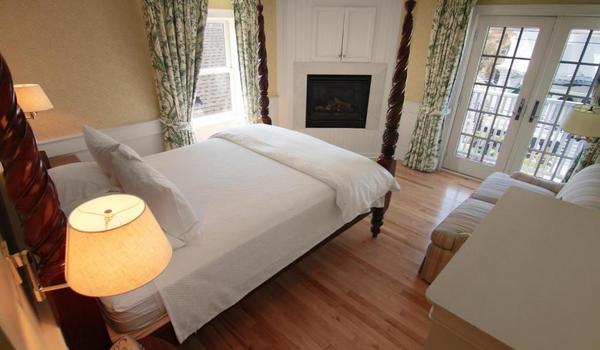 ola-travel-hotel-The Crown & Anchor Inn