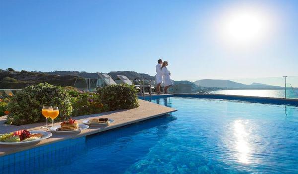 ola-travel-hotel-Atrium Platinum Resort & Spa
