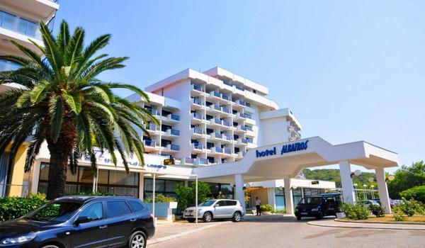 ola-travel-hotel-Hotel Albatros