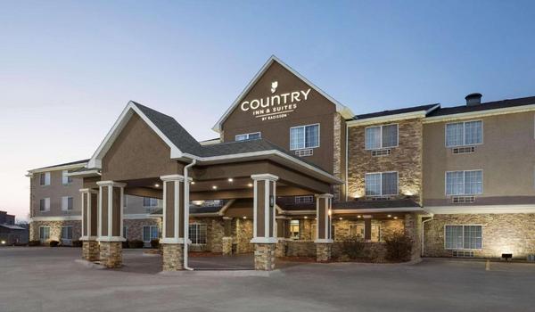 ola-travel-hotel-Country Inn & Suites by Radisson, Topeka West, KS