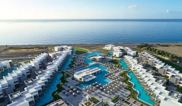 ola-travel-hotel-Aqua Beach Hotel