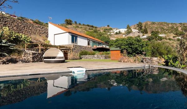 ola-travel-hotel-Finca La Isla