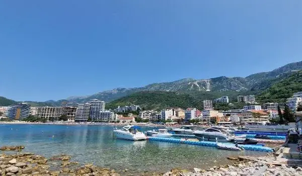 ola-travel-hotel-Blue Star Apartments
