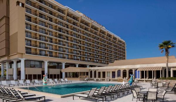 ola-travel-hotel-DoubleTree by Hilton Hotel Jacksonville Riverfront
