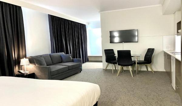 ola-travel-hotel-Quality Suites Fremantle
