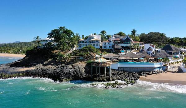 ola-travel-hotel-Turtle Island Hotel