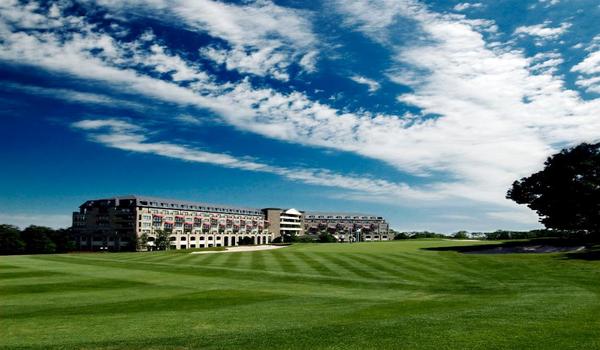 ola-travel-hotel-Celtic Manor Resort