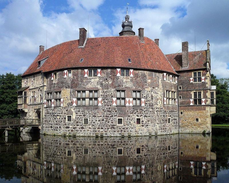 Top 5 Hotels in Burg, Germany