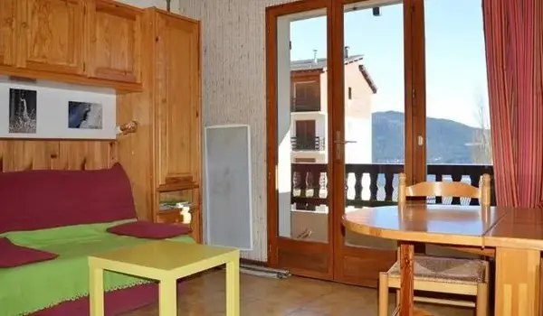 ola-travel-hotel-Bungalow Centre De Vacances Les Ecureuils