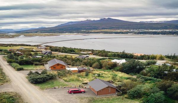 ola-travel-hotel-Cozy Cabin by the Lake
