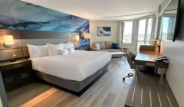 ola-travel-hotel-Coast Bastion Hotel