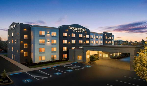 ola-travel-hotel-DoubleTree by Hilton Salem