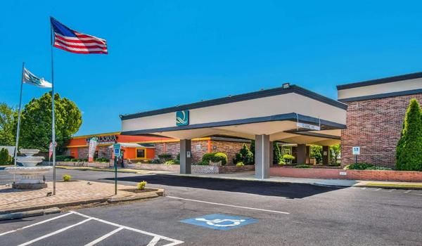 ola-travel-hotel-Quality Inn & Suites