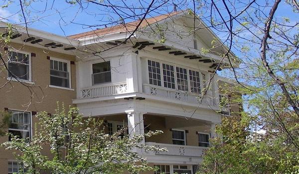 ola-travel-hotel-The Riverside Hot Springs Inn