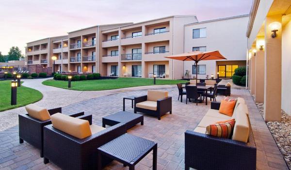 ola-travel-hotel-Courtyard by Marriott Huntsville University Drive