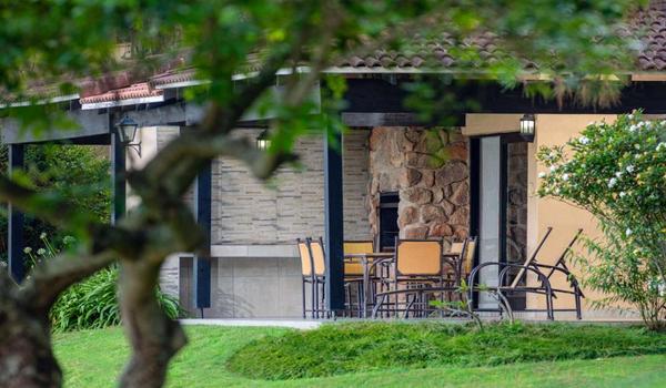ola-travel-hotel-Pine Lodge Nelspruit
