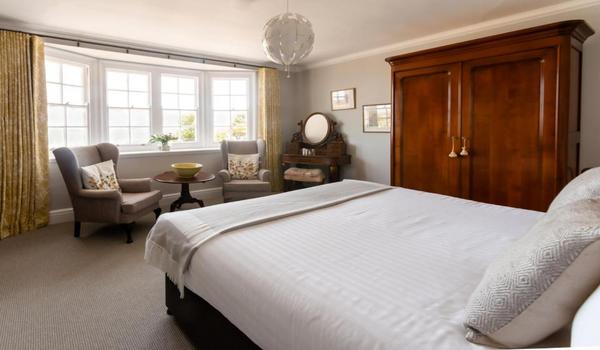 ola-travel-hotel-The Porlock Weir Hotel