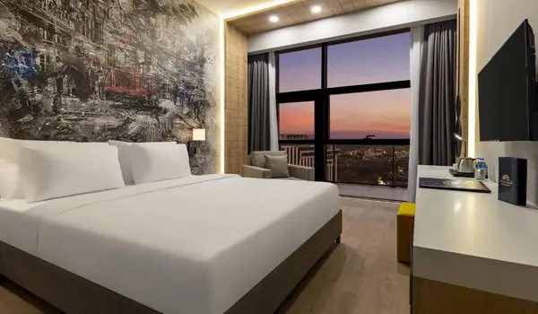 ola-travel-hotel-DoubleTree by Hilton Istanbul - Esenyurt