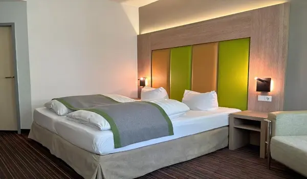 ola-travel-hotel-Schwarzenberg Hotel