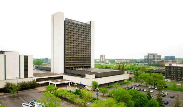 ola-travel-hotel-DoubleTree by Hilton Bloomington