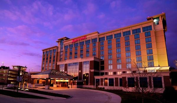 ola-travel-hotel-Bloomington-Normal Marriott Hotel & Conference Center
