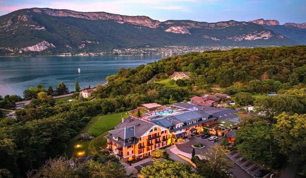 ola-travel-hotel-Les Tresoms Lake and Spa Resort