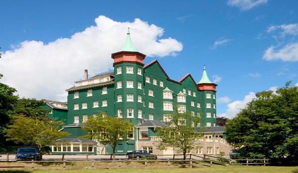 ola-travel-hotel-The Metropole Hotel