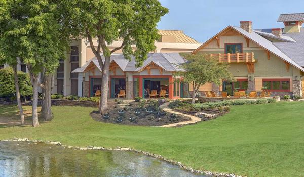 ola-travel-hotel-Lakeside Inn