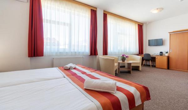 ola-travel-hotel-Hotel Karos Spa