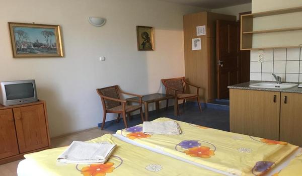 ola-travel-hotel-Siófok City Hotel