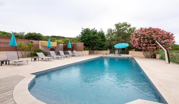 ola-travel-hotel-Hotel Les Amandiers